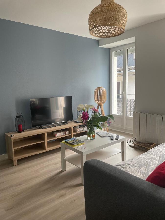 Bel Appartement T3 Au 1Er Etage Avec Cour Interieure Au Rdc - Villa Marie Bagneres-de-Luchon Exterior photo